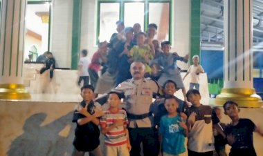 Polsek-Alak,-Polresta-Kupang-Kota-Hadirkan-Pengamanan-Humanis,-Pastikan-Ibadah-Tarawih-Kondusif.