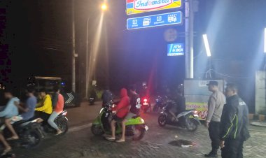 Patroli-Dini-Hari,-Polsek-Maulafa-Bubarkan-Remaja-yang-Hendak-Balap-Liar-dan-Konsumsi-Miras.