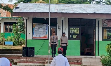 Bangun-Karakter-Sejak-Dini,-Kapolsek-Alak-Jadi-Pembina-Upacara-di-SD-Inpres-Oeleta.