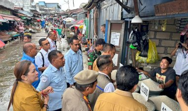 Polresta-Kupang-Kota-Bersama-Forkopimda-Sidak-Pasar,-Awasi-Distribusi-dan-Harga-Bapok.