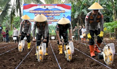 Dukung-Asta-Cita-Presiden-RI,-Polda-NTT-Perluas-Akselerasi-Swasembada-Pangan:-Targetkan-10.000-Hektar-Lahan-dan-Produktivitas-5-Ton-per-Hektar.