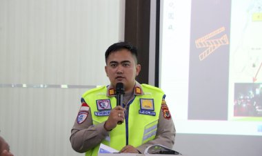 Rekayasa-Lalu-Lintas-Prosesi-Jalan-Salib-2026,-Satlantas-Polresta-Kupang-Kota-Terapkan-Sistem-Buka-Tutup.