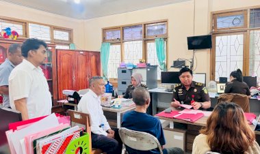 Polsek-Kota-Lama-Serahkan-Tersangka-Pencabulan-Terhadap-Anak-ke-Kejaksaan