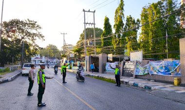 Polresta-Kupang-Kota-Kerahkan-239-Personel,-Amankan-Salat-Idul-Adha-1447-H-di-27-Lokasi.
