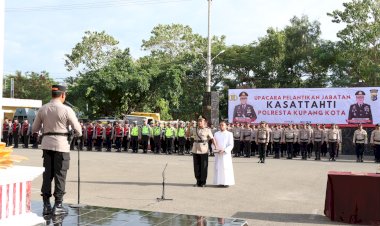 Kapolresta-Kupang-Kota-Pimpin-Pelantikan-Kasat-Tahti,-Tekankan-Profesionalisme-dan-Integritas-Pengelolaan-Tahanan-serta-Barang-Bukti.