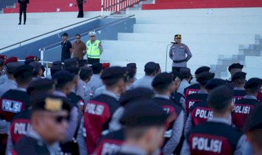 Polresta-Kupang-Kota-Kerahkan-468-Personel-Amankan-Konser-Hardrock-D'Legend-Bersama-Iwan-Fals