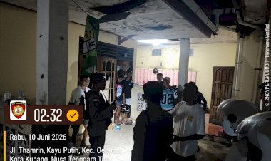 Samapta-Polresta-Kupang-Kota-Lakukan-Patroli-dan-Respon-Cepat-Kasus-Pengrusakan-Kos-kosan-di-Jalan-Thamrin.
