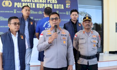 Pimpin-Konferensi-Pers-di-Lobi-Mapolresta,-Kapolresta-Rilis-Penangkapan-Oknum-Dosen-DPO-Kasus-Penipuan-dan-Penggelapan.
