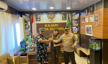 Tiga-Pilar-Kamtibmas-Kota-Kupang-Gelar-Pertemuan-Strategis,-Perkuat-Sinergitas-dan-Penegakan-Hukum.