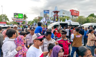 Kapolresta-Kupang-Kota-Pimpin-Langsung-Pengamanan-Kunjungan-Presiden-ke-7-RI-Joko-Widodo-di-Arena-Car-Free-Day