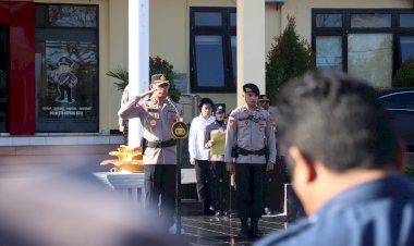 Jaga-Kepercayaan-Masyarakat,-Kapolresta-Kupang-Kota-Minta-Personel-Terus-Berikan-Pelayanan-Terbaik.