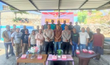 Dekat-dengan-Warga,-Polresta-Kupang-Kota-Serap-Aspirasi-Kamtibmas-Lewat-Jumat-Curhat-di-Fatukoa.