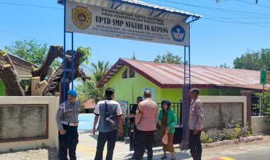 Cegah-Tawuran-Pelajar,-Pamapta-Polresta-Kupang-Kota-Sambangi-Sejumlah-SMP.