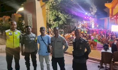 Polsek-Alak-Hadir-Beri-Rasa-Aman,-Ibadah-Penyegaran-Iman-Pemuda-Lahai-Roi-Namosain-Berlangsung-Khidmat.