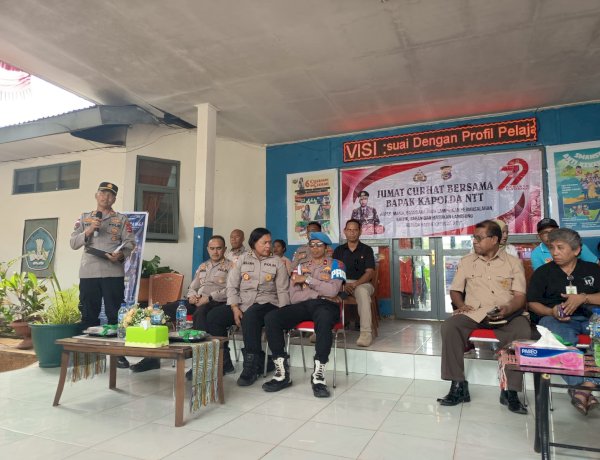 Kapolsek Maulafa Hadiri Jumat Curhat Polda NTT di Sikumana, Ajak Partisipasi Warga Jaga Kamtibmas.