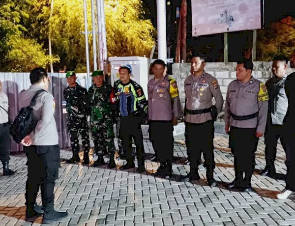 Polsek Kota Lama, Polresta Kupang Kota Pengamanan Ibadah Natal bersama dan HUT ke-11 GBI C3 Pemulihan.