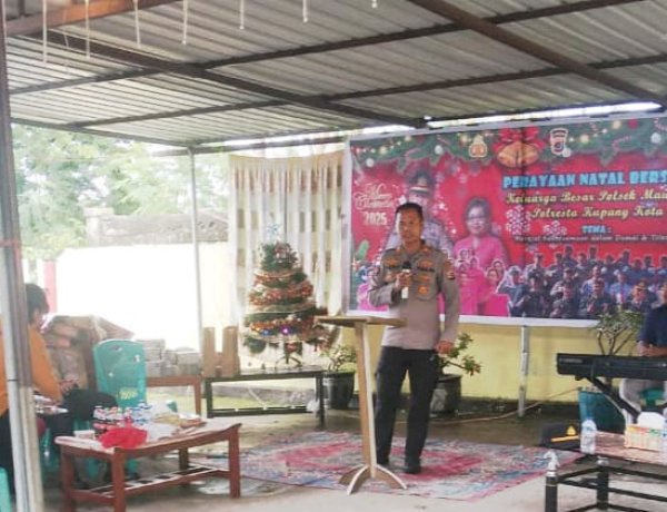 Polsek Maulafa Pererat Kebersamaan dengan Perayaan Natal Bertema 