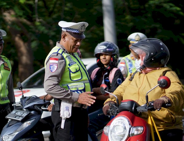 Hari Ke-8 Ops Keselamatan Turangga 2026: Polresta Kupang Kota Ajak Masyarakat Jadikan Keselamatan Sebagai Kebutuhan Utama.