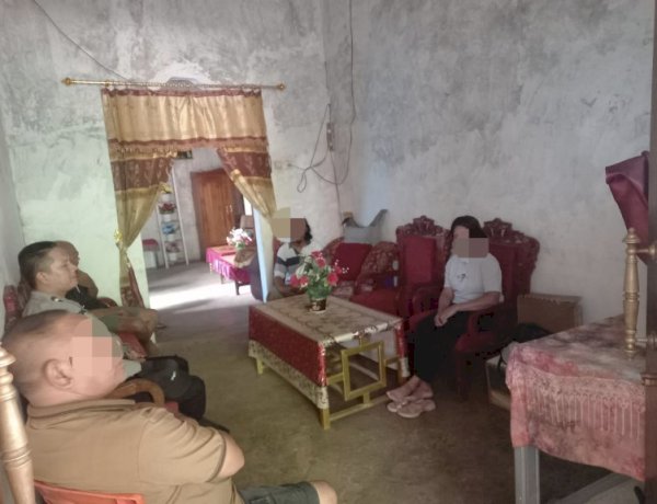 Bhabinkamtibmas Maulafa Mediasi Kasus Pengancaman Antar Warga, Berakhir Damai Secara Kekeluargaan.