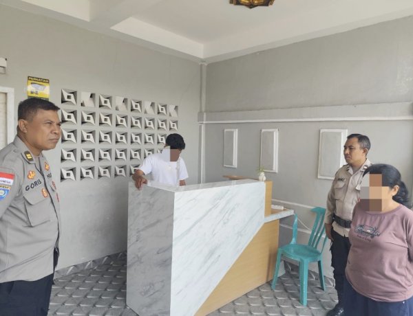 Respons Aduan Warga saat 'Jumat Curhat', Binmas Polsek Kota Raja Sambang ke Kosan di Bakunase.