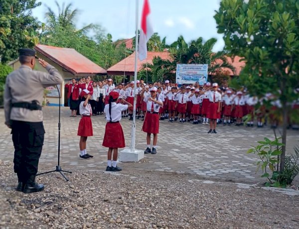 Kapolsek Kota Raja Pimpin Upacara Bendera di SD Inpres Oebufu, Sampaikan Pesan Karakter dan Kamtibmas.