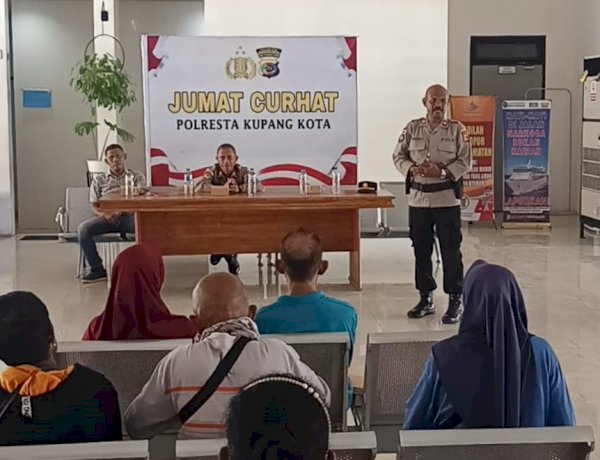 Jumat Curhat di Pelabuhan Tenau, Polresta Kupang Kota Tampung Aspirasi dan Tegaskan Layanan Aman bagi Masyarakat.