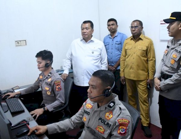Kapolda NTT Dampingi Wamen PANRB RI Tinjau Pelayanan Publik di Polresta Kupang Kota