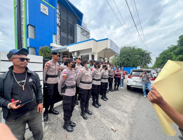 Polresta Kupang Kota Kedepankan Pendekatan Humanis Saat Kawal Aksi Unras di Kopdit Swasti Sari