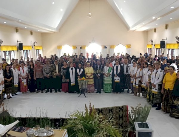 Polsek Alak Hadiri HUT ke-39 GMIT Exodus, Perkuat Sinergi Polri dan Jemaat.