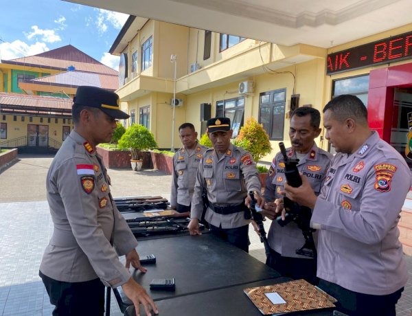 Cegah Penyalahgunaan, Polresta Kupang Kota Lakukan Pemeriksaan Senjata Api Anggota.