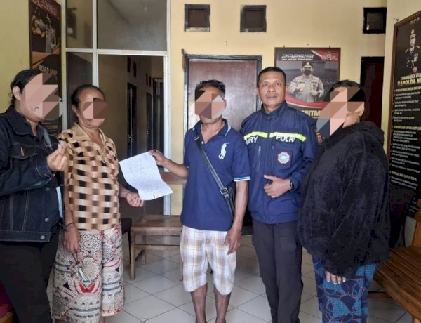 Persoalan Utang Sayur Nyaris Berujung Sajam, Bhabinkamtibmas Bakunase II Berhasil Damaikan Dua Warga di Mapolsek Kota Raja.