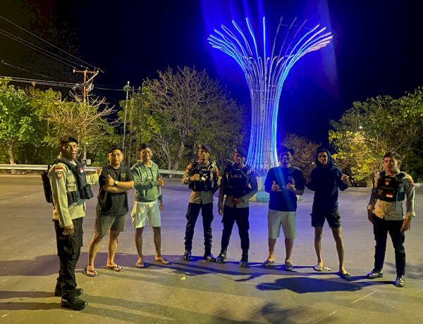 Antisipasi Kriminalitas Malam Hari, Sat Samapta Polresta Kupang Kota Gelar Patroli Lampu Biru.