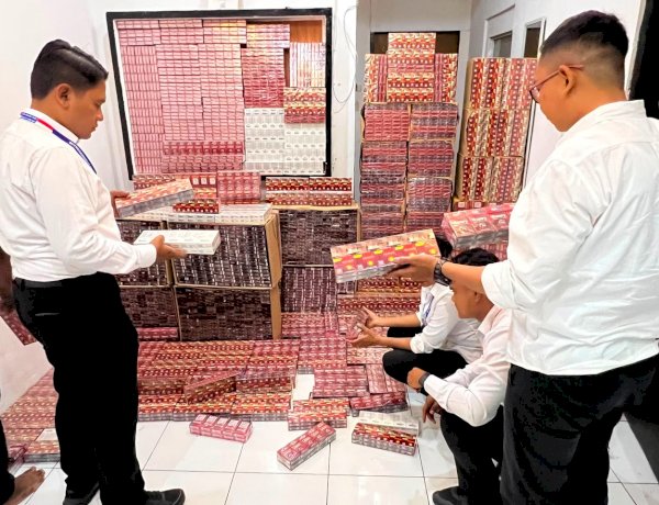 Ditreskrimsus Polda NTT Bongkar Dugaan Peredaran Rokok Ilegal di Empat Kabupaten, Ribuan Bungkus Diamankan.