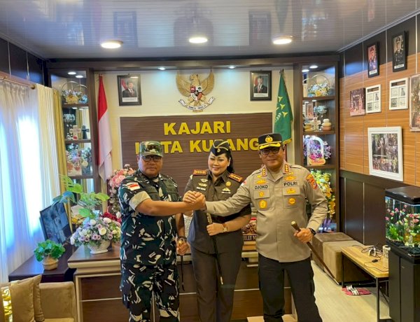 Tiga Pilar Kamtibmas Kota Kupang Gelar Pertemuan Strategis, Perkuat Sinergitas dan Penegakan Hukum.