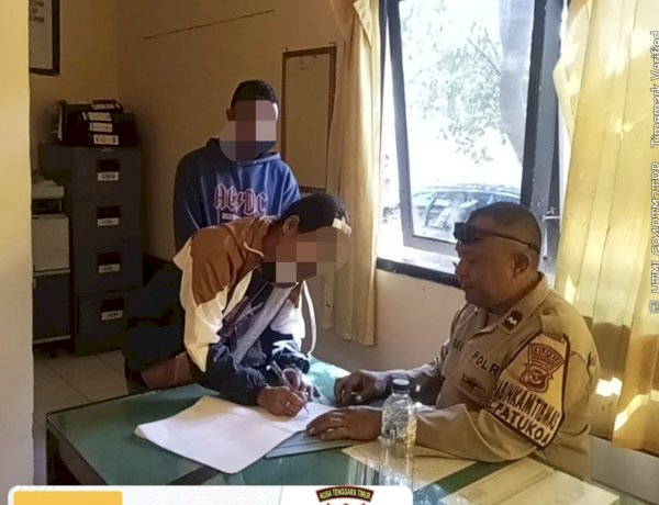 Dualisme Peran, Bhabinkamtibmas Fatukoa Jadi Jembatan Damai Selesaikan Kasus KDRT di Kelurahan Bello.
