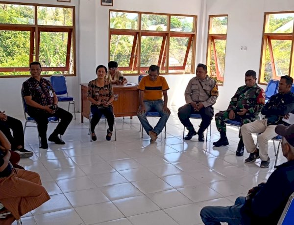 Bhabinkamtibmas Airnona Hadiri Mediasi Distribusi Minyak Tanah, Jaga Kerukunan dan Kamtibmas Warga.