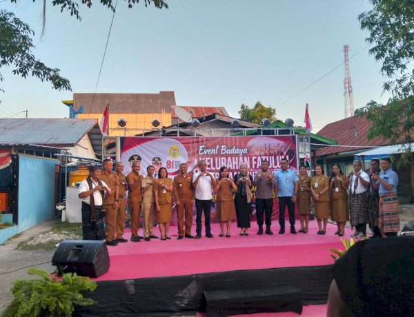 Bhabinkamtibmas Fatululi Pantau Event Budaya Sambut HUT ke-81 RI, Pastikan Kegiatan Berlangsung Aman dan Meriah.