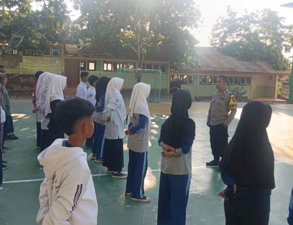 Bhabinkamtibmas Nunbaun Sabu Membina PKS untuk Menanamkan Disiplin Berlalu Lintas
