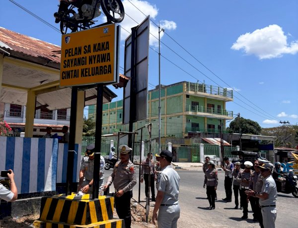 Monumen Kecelakaan Diresmikan di Oesapa, Jadi Pengingat Pentingnya Keselamatan Berlalu Lintas.