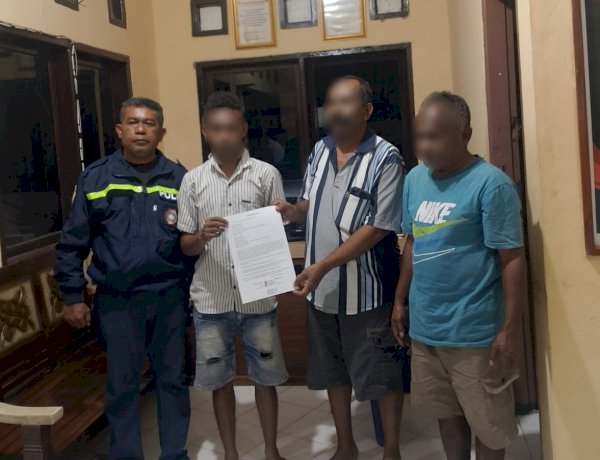 Bhabinkamtibmas Nunbaun Delha Mediasi Kesalahpahaman Antarwarga, Berakhir Damai.
