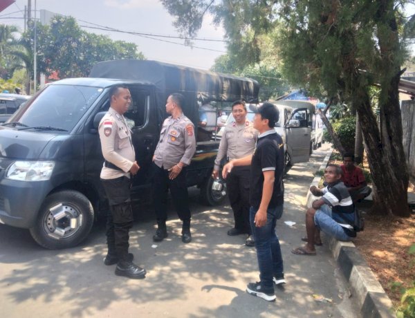 Antisipasi Antrean Panjang BBM, Polsek Maulafa Lakukan Pengamanan di SPBU Oepura.