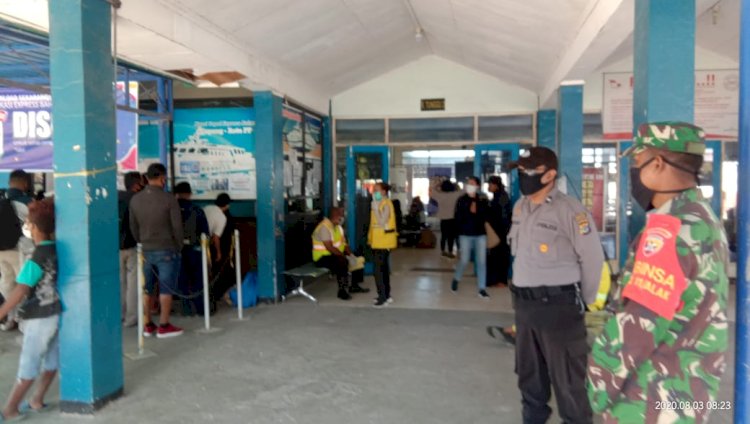 Personil KP3 Pelabuhan Tenau Laksanakan Pengamanan Pelayaran Kapal Penumpang Dengan Mengutamakan Protokol Kesehatan