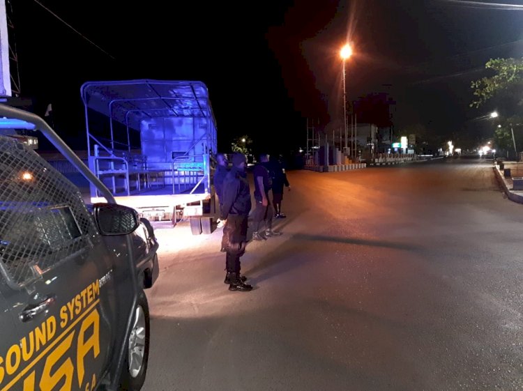 Sat Sabhara Polres Kupang Kota Melaksanakan Patroli Malam Sampaikan Imbauan Cegah Penyebaran Covid-19