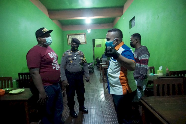 Patroli PPKM, Polres Kupang Kota Bersama Instansi Pemerintah Himbau 5M+3T