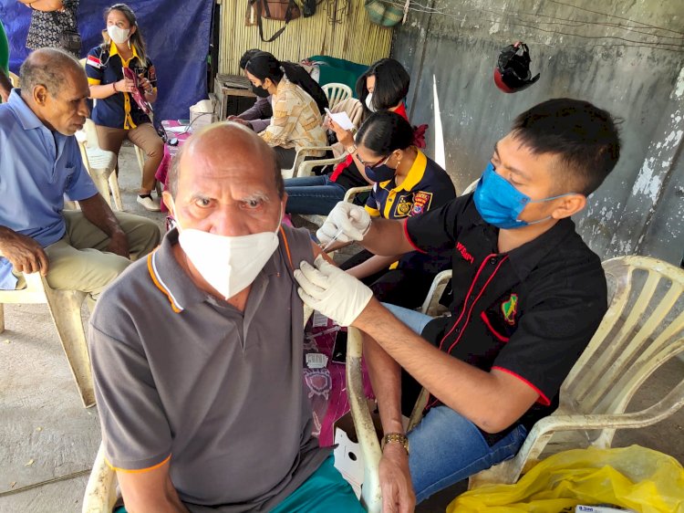 Pelayanan Vaksinasi Covid-19 Terus Dilaksanakan Oleh Klinik Polresta Kupang Kota.