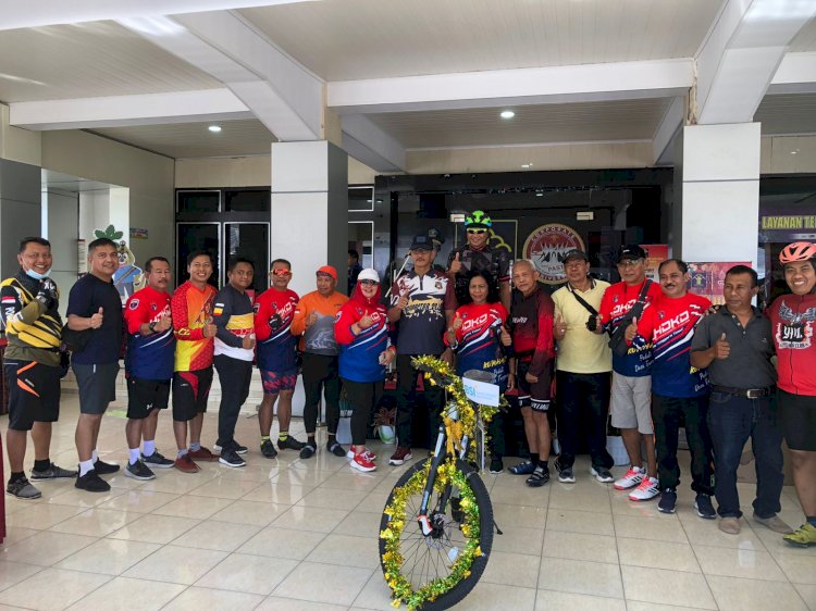 Wakapolresta Kupang Kota partisipasi dalam kegiatan Fun Bike hari Dharma Karya Dhika Ke-77 Kantor Wilayah Kementrian Hukum dan HAM NTT