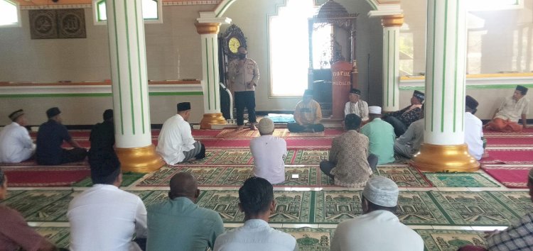 Kapolsek Alak Lakukan Himbauan Kamtibmas  dan Sosialisasi  Tertib Berlalulintas di Masjid Nurul  Mubhien Namosain