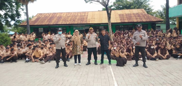Kapolsek Alak Lakukan Himbauan Kamtibmas di Sekolah MAN Model Kupang