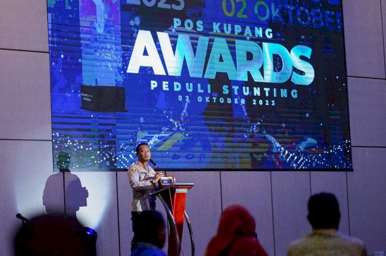 Polresta Kupang Kota Raih Penghargaan Polres Peduli Stunting Dalam Pos Kupang Peduli Stunting Awards.