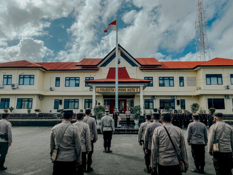 Peringati Hari Bela Negara ke-75, Personel Polresta Kupang Kota Gelar Upacara